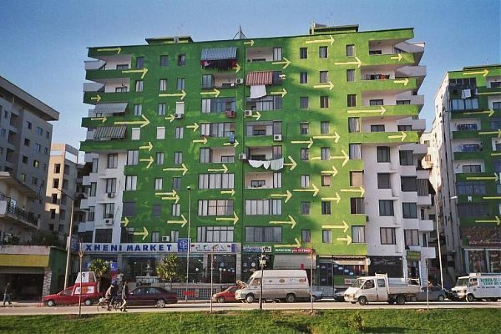 2+1 me qera tek Pallati me Shigjeta
