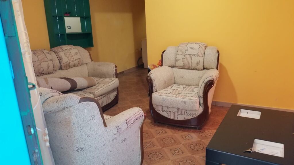 Entrance 1+1, on Mihal Grameno street, ballet school, 400 thousand leke