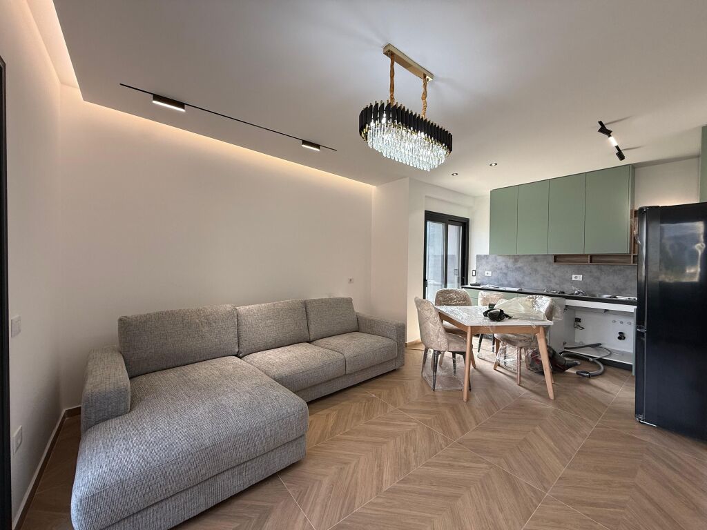 🏡 Affittasi 1+1 presso Oasis Residence