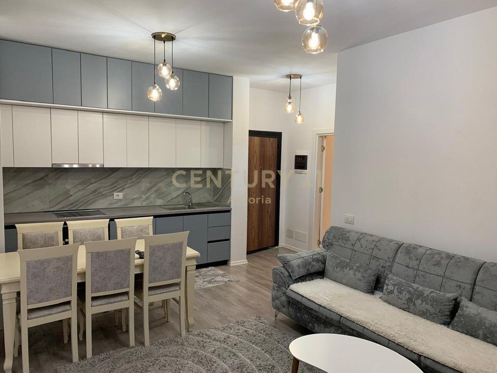 Affittasi appartamento moderno 2+1+2 al Diamond White Residence – completamente arredato