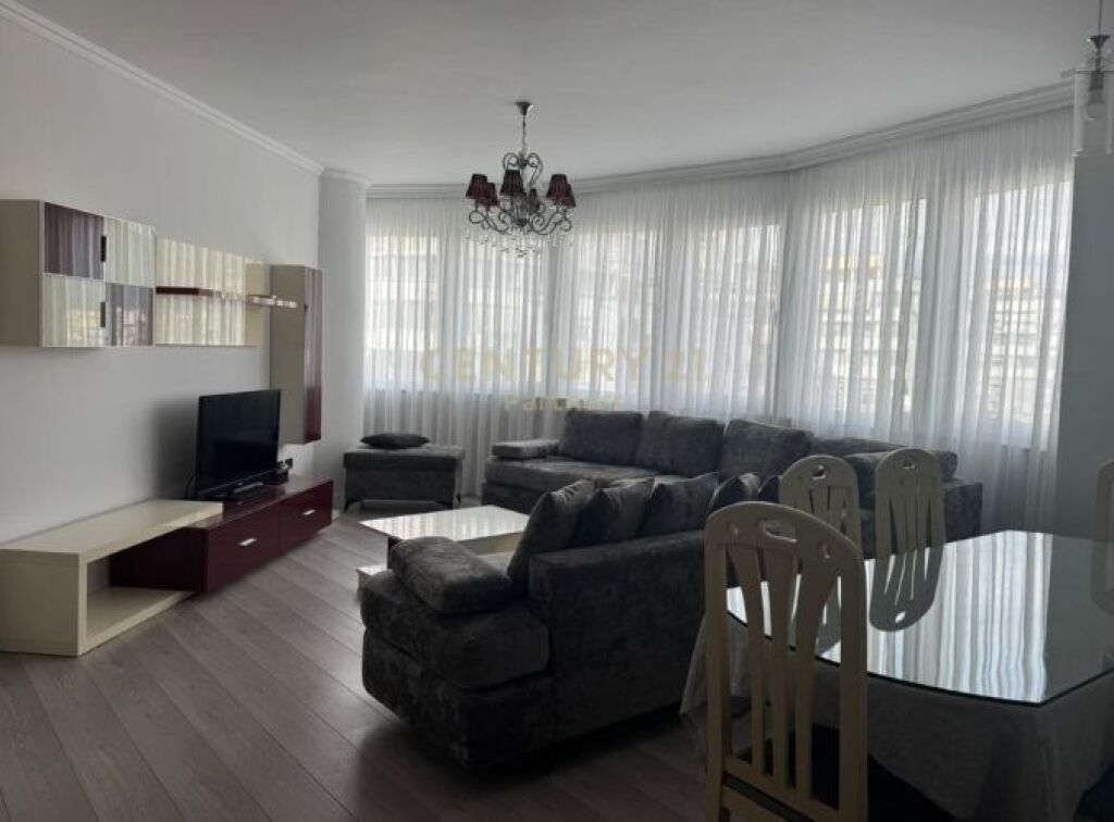 AFFITTIAMO APPARTAMENTO 3+1
