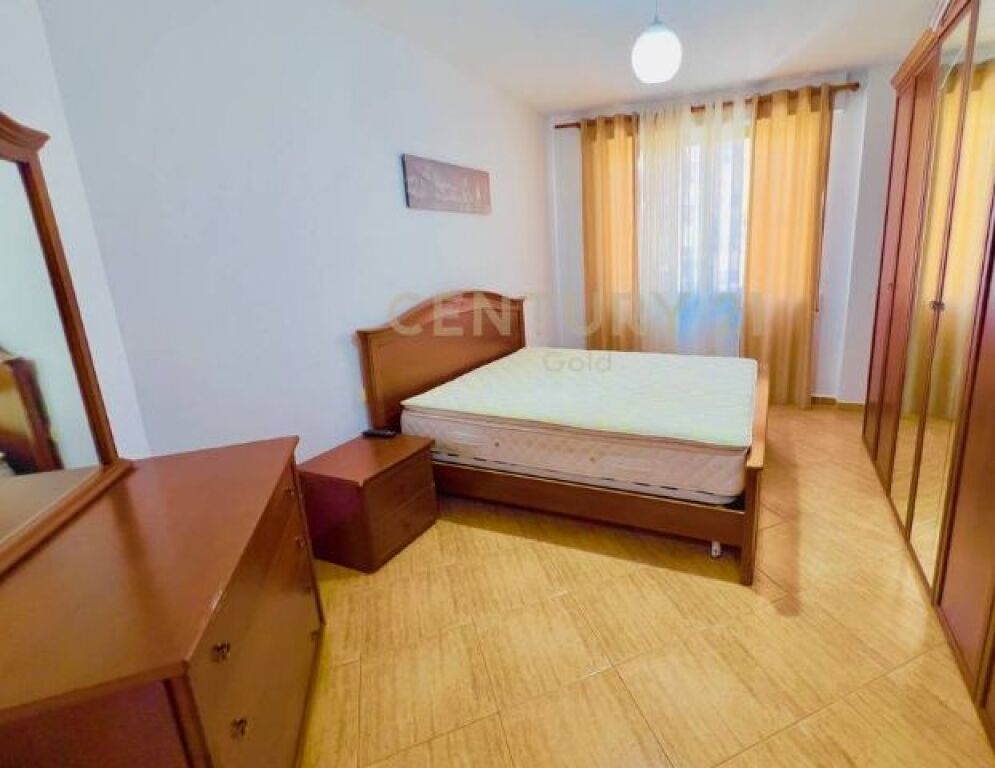 Appartamento 2+1+2 in Affitto