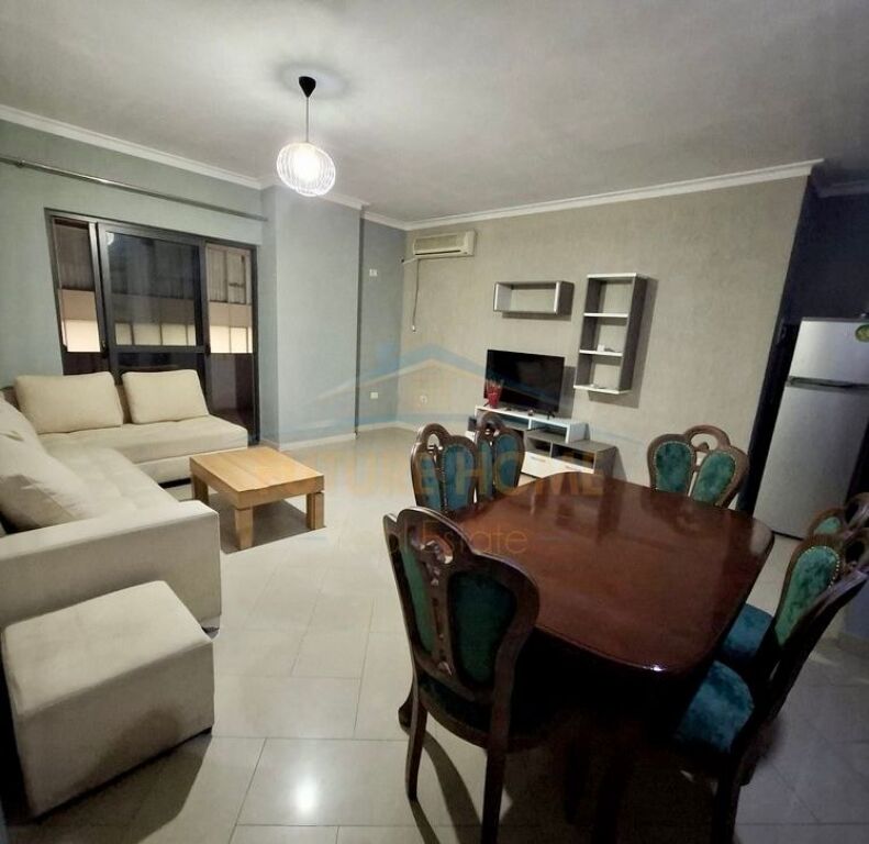 Qera, Apartament 2+1+2, Bar Bohem, Unaza e Re