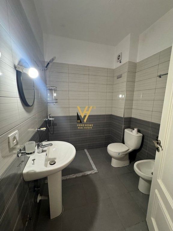 VENDESI APPARTAMENTO 1+1+BLK A SHKOZE 114.000 EURO