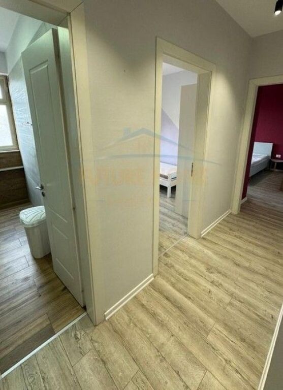 Qira, Apartament 3+1+2, Stacioni Trenit, Tiranë.