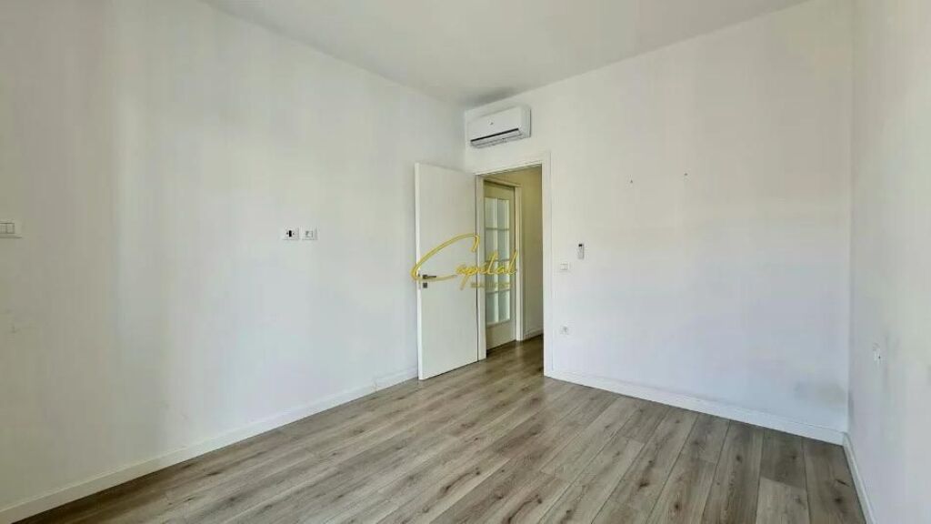 OFFICE FOR RENT 64 M2 PORCELANI 45,000 LEKE