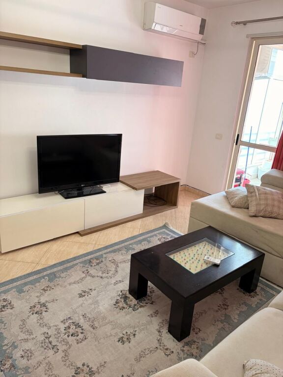 Shitet Apartament 2+1 ne Misto Mame