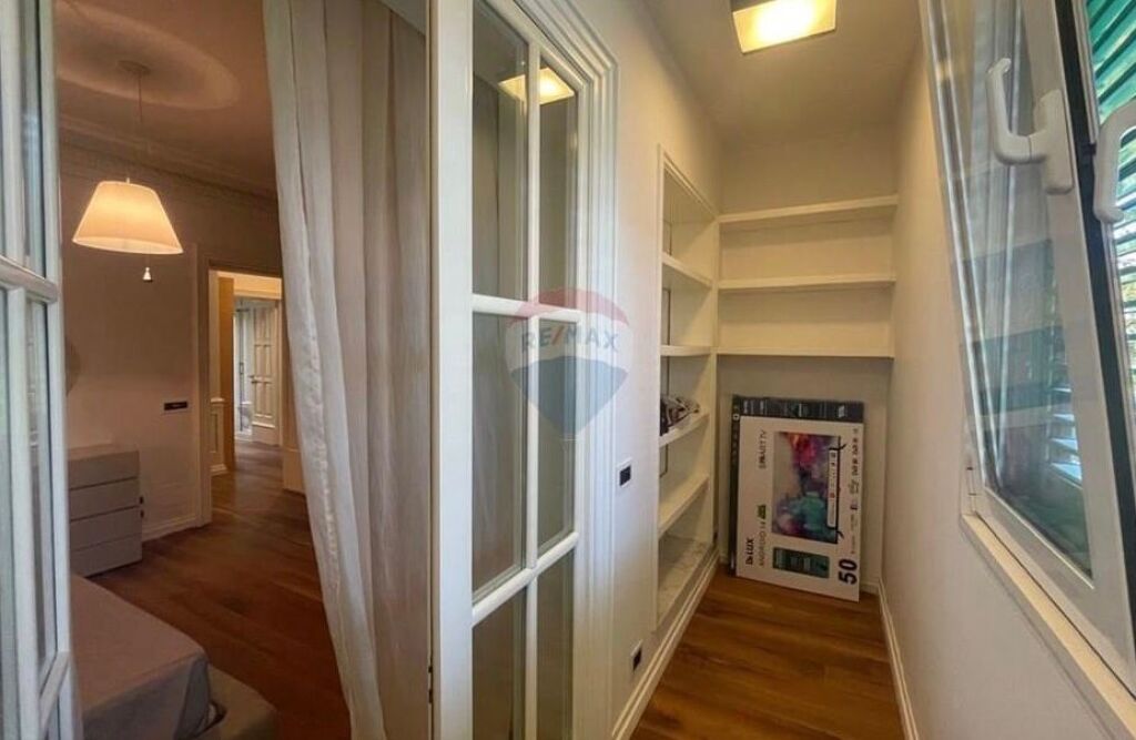 Appartamento - In Affitto - Via Qemal Stafa, Tirana ID: 530551001-426