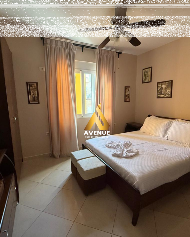 Shitet Apartament 2+1+2 Ballkone – Kodra e Sarandës, Sarandë
