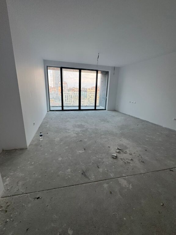 APPARTAMENTO 3+1 IN VENDITA VICINO ALLO STADIO AIR ALBANIA