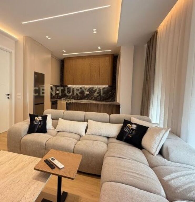 AFFITTIAMO VILLA