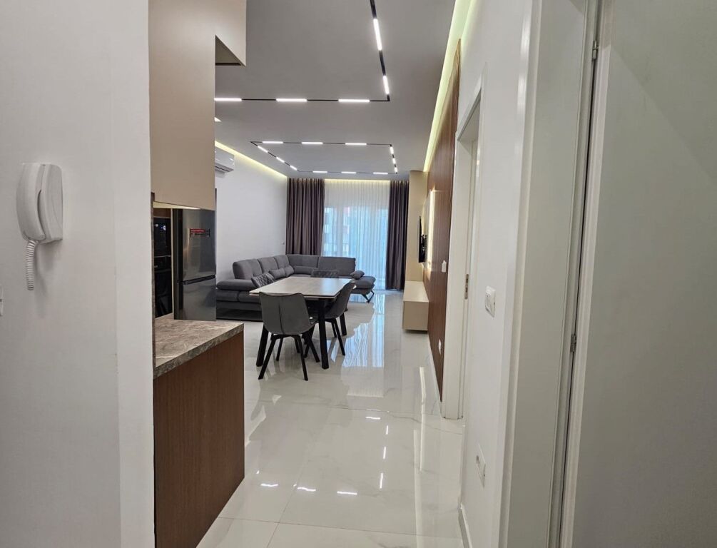 🏡 Zogu i Zi Appartamento 2+1 in affitto