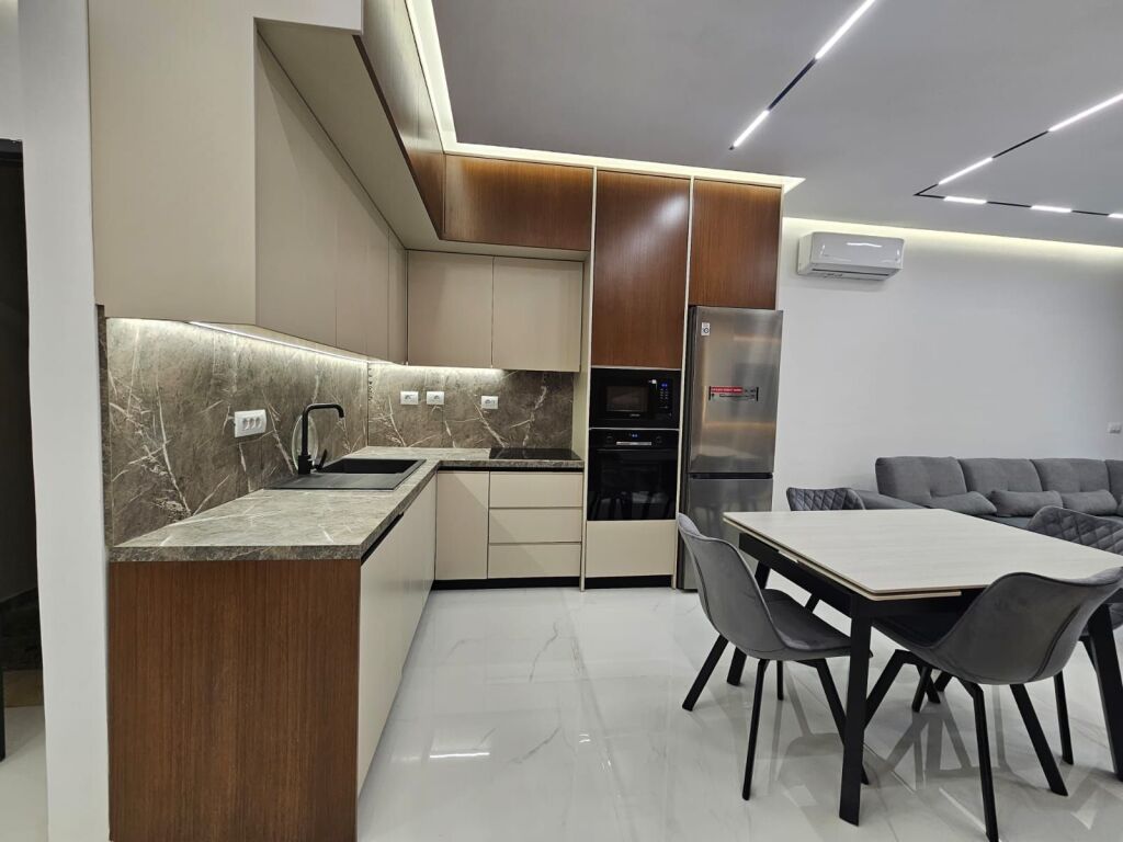 APARTAMENT ME QIRA 1+1 TE ZOGU Z I , TIRANE