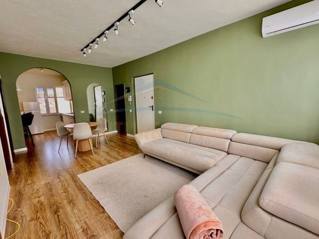 For sale, Apartment 2+1+2, Durres Street, Tirana