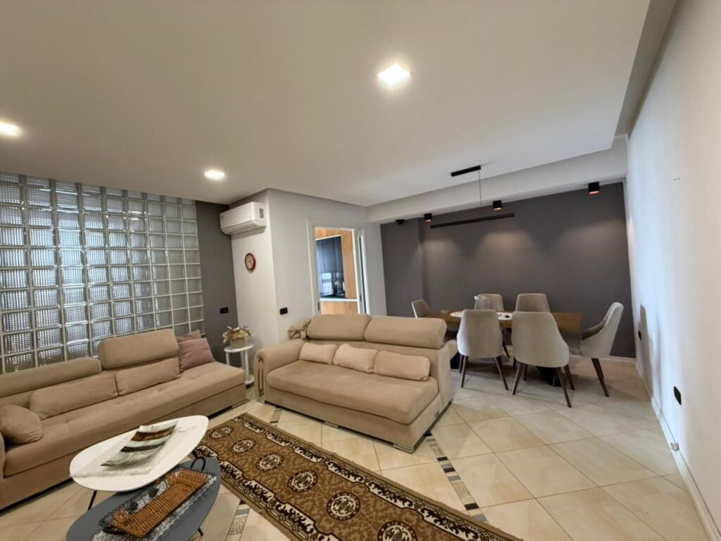 Apartment 2+1+2 bathrooms for rent
