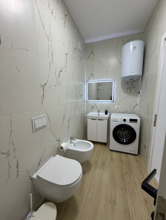 Apartament 2+1 me Qira në Univers City Vend parkimi