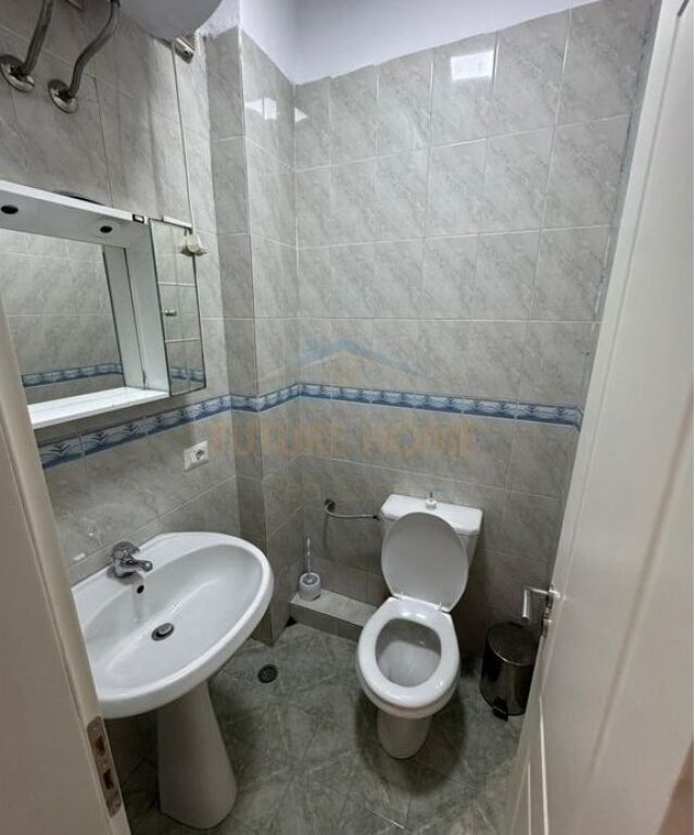 For sale, Apartment 3+1+2, Train Station, Tirana
