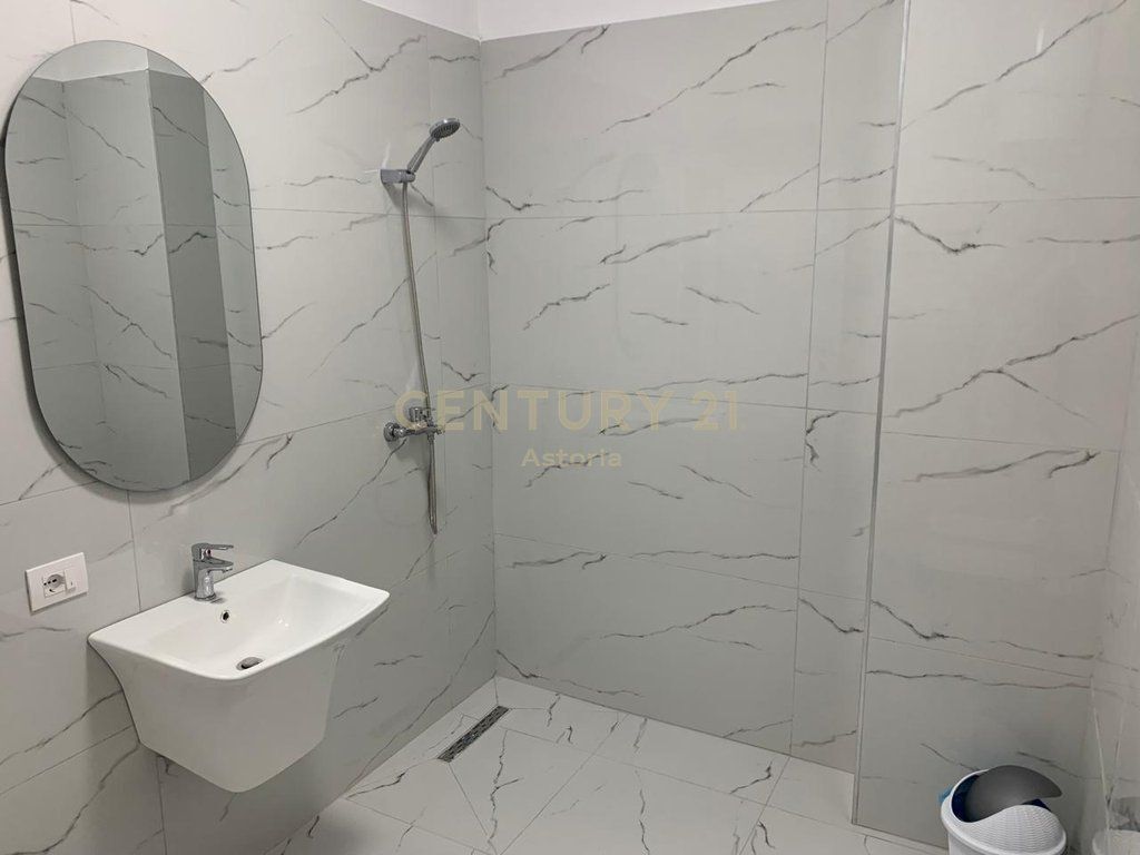 Affittasi appartamento moderno 2+1+2 al Diamond White Residence – completamente arredato