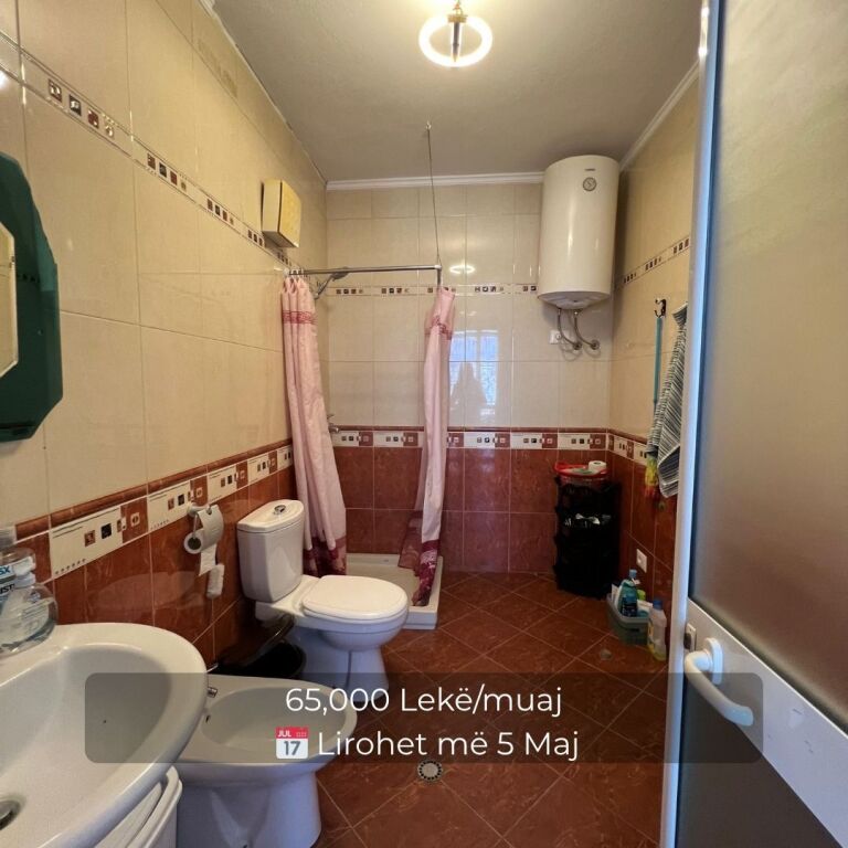 Jepet me qira apartament 2+1 në Rrugën e Barrikadave