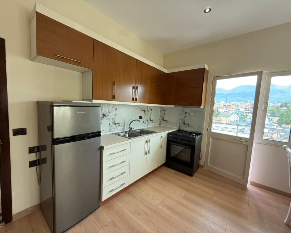 FOR RENT 2+1 APARTMENT + PARKING SPACE AT THE TURKISH EMBASSY !