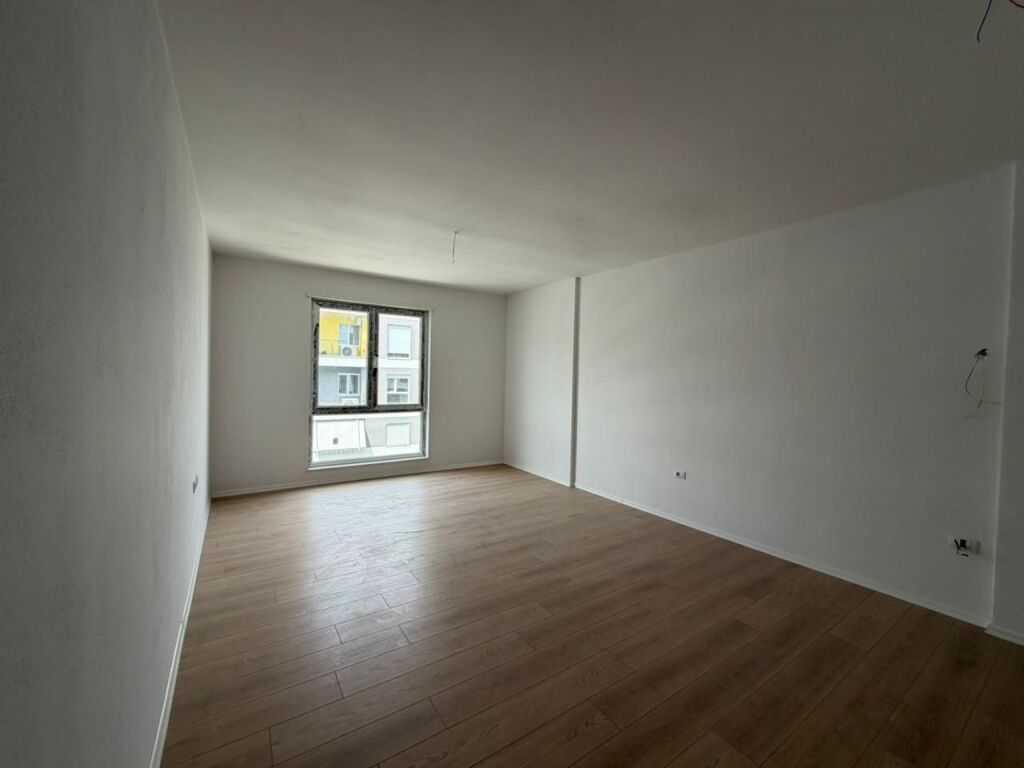 APARTAMENT 2+1+2 PËR QIRA tek UNIVERS SITY