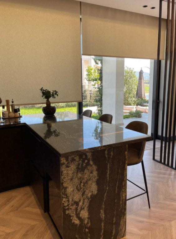 Individual Villa for Sale – Farka Lake  ✅