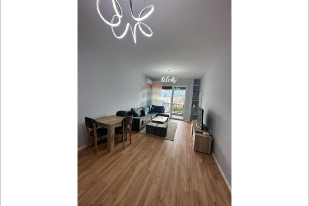 Apartament per qera 2+1 tek Rruga 5 Maji