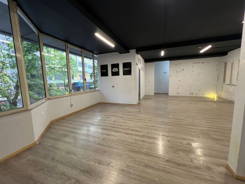 🏢 Rent – Business Premises in Bllok, Tirana