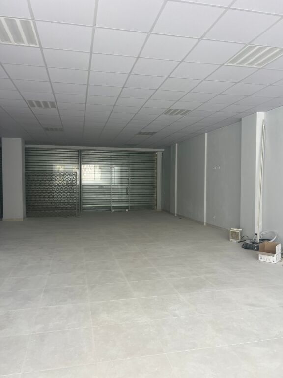 Premises for rent in Astir 1200 euros