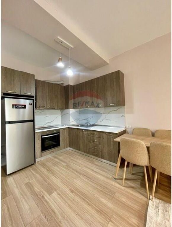 APARTAMENT 1+1 ME QIRA TEK KOMPLEKSI KONTAKT!