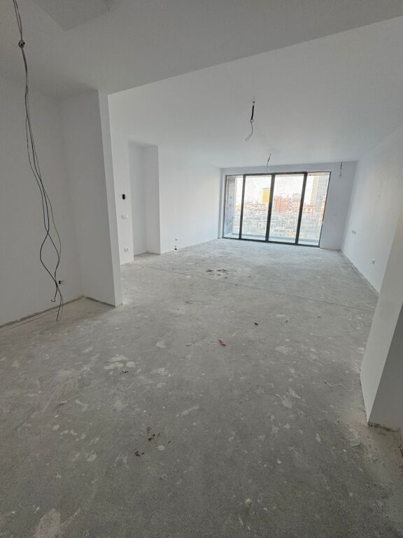 APPARTAMENTO 3+1 IN VENDITA VICINO ALLO STADIO AIR ALBANIA