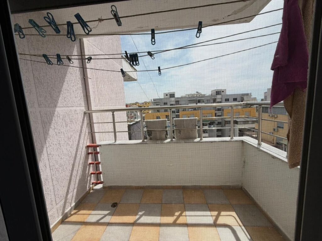 Jepet me qera apartament 1+1