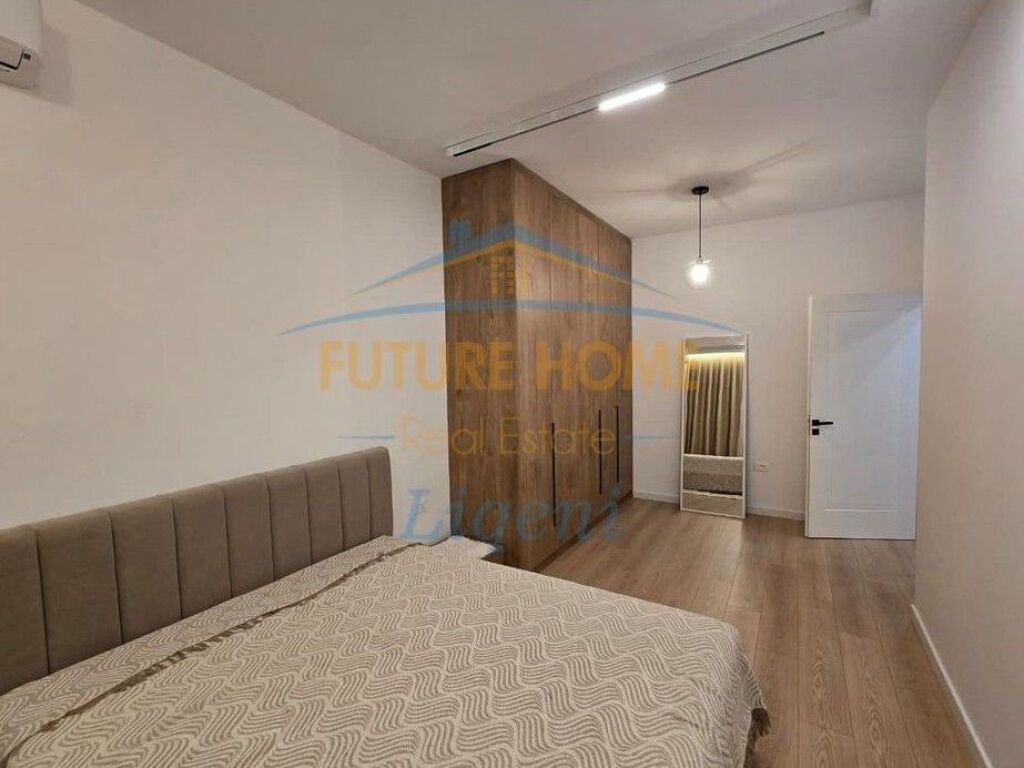 Qera, Apartament 2+1, Qendër, Tiranë.