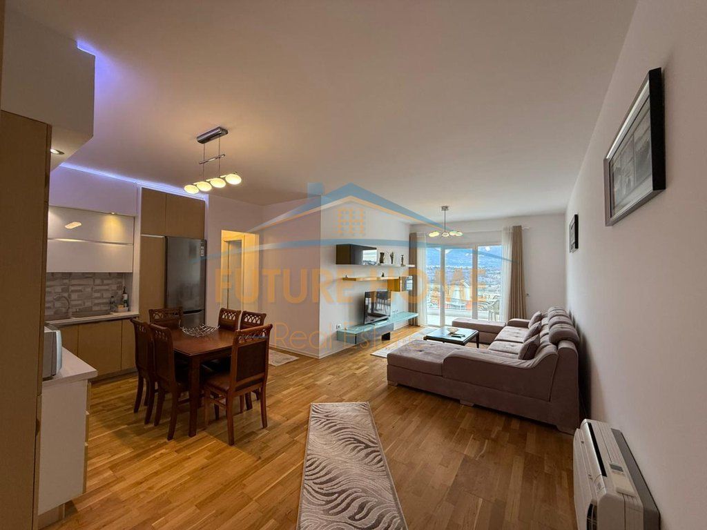 Qera apartament 2+1+2 , Kopshti botanik
