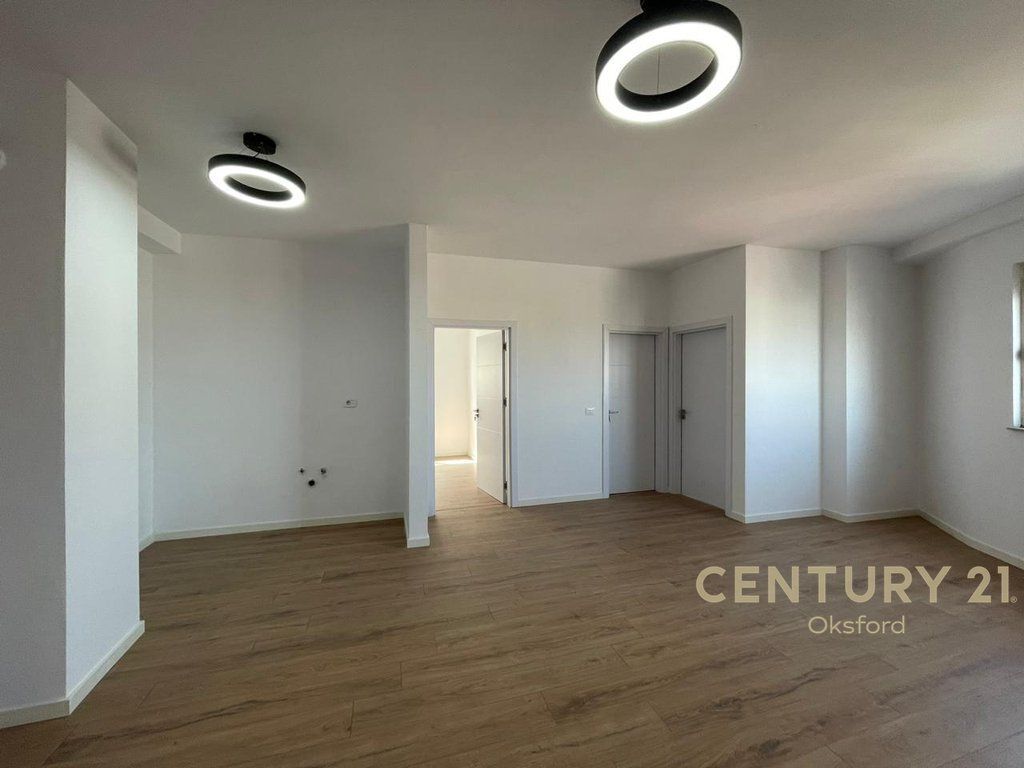 Apartment 2+1 for sale at Kodra e Diellit, near Eleonor.