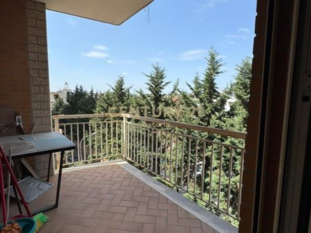 VENDESI APPARTAMENTO 1+1 A DON BOSKO, VICINO ALL'OSTELLO GJELI 160,000 €