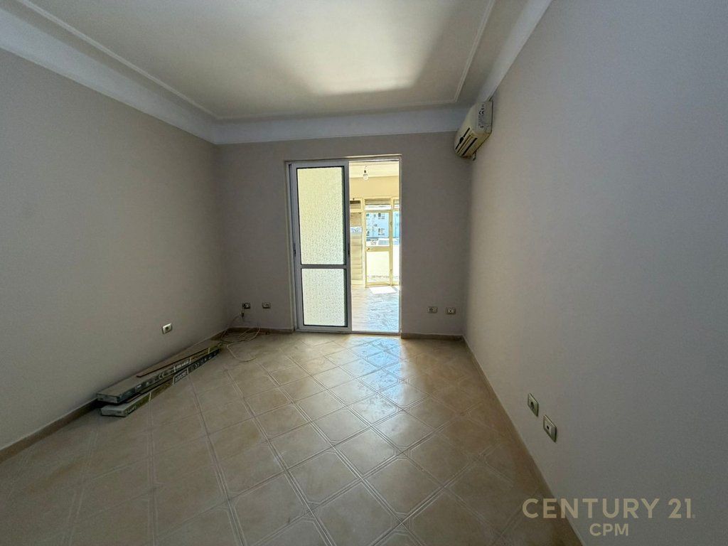 Appartamento 2+1 in vendita in Via Kavaja