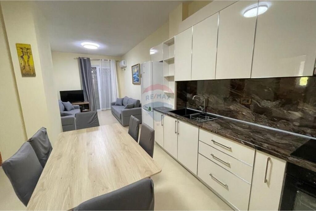 🌊 APARTAMENT 2+1 ME QIRA – UJI I FTOHTË, VLORË