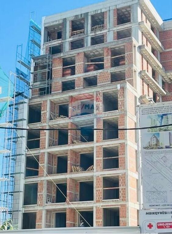 Studio apartment for sale in Astir