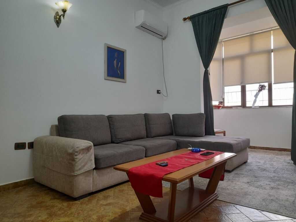 JEPET APARTAMENT ME QERA 1+1 BLLOK
