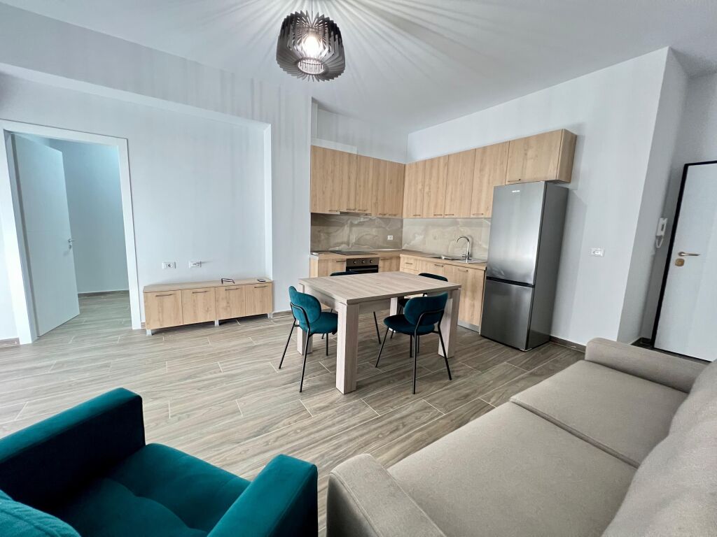 📣 QERA Apartament 2+1 🛣️ Rruga e "Dibres" ✨  🏢 Ndertim i Ri 🪜 Kati 6 , Me Ashensor 🛋️ Arreduar Ne Menyre Bashkekohore  💶 Cmimi 650 Euro