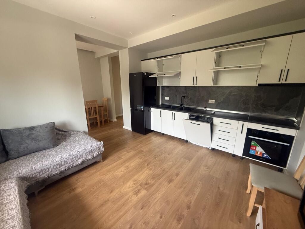 Apartament me qira 1+1 + Post Parking