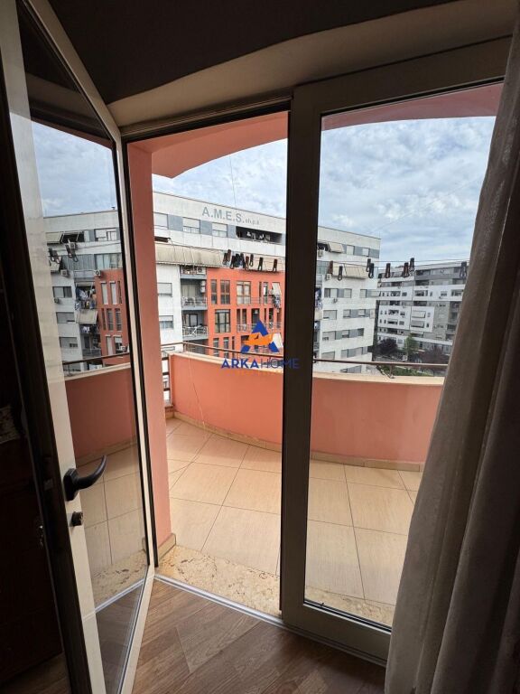 SHITET APARTAMENT 3+1+2+BALLKON "TE UNAZA E RE" 242.000 EURO