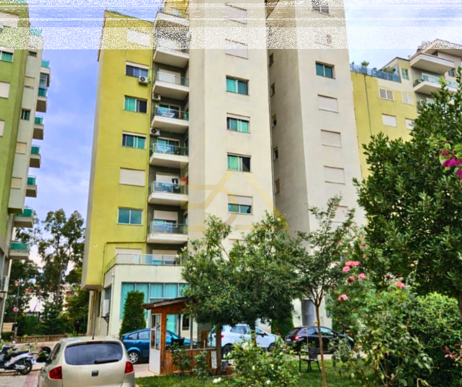 Garage in vendita – Vlora, Via Pavarësia