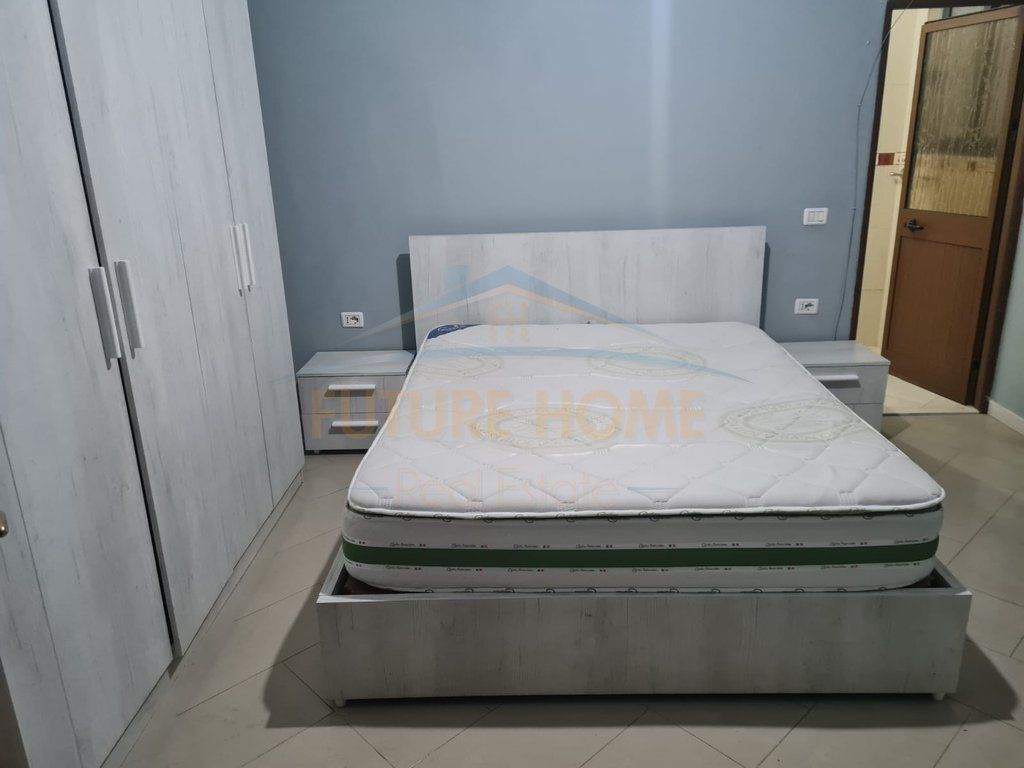 Qera, Apartament 2+1+2, Bar Bohem, Unaza e Re