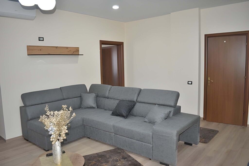 Apartament 1+1 me qira –  Rruga e Kavajes!