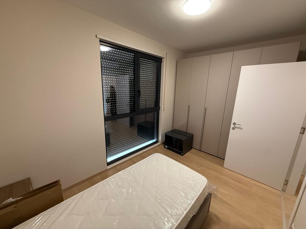 📣 QERA Apartament 2+1+2 Me Parking📍 Prane Casa Italias ✨  🏢 Ndertim i Ri 🪜 Kati 5 (Me Ashensor) 🛋️ Mobiluar Me Kushte Bashkekohore ✅ I Pa Banuar Me Pare  💶 Cmimi 750 Euro