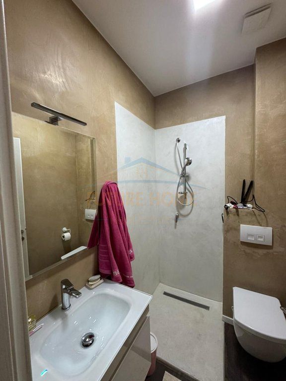 Affitto, Appartamento 2+1+2+ Posto auto, Fresk