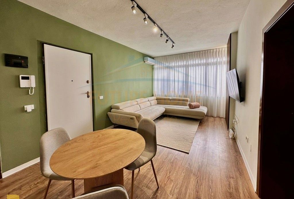 For sale, 2+1 Apartment, Durres Street, Tirana