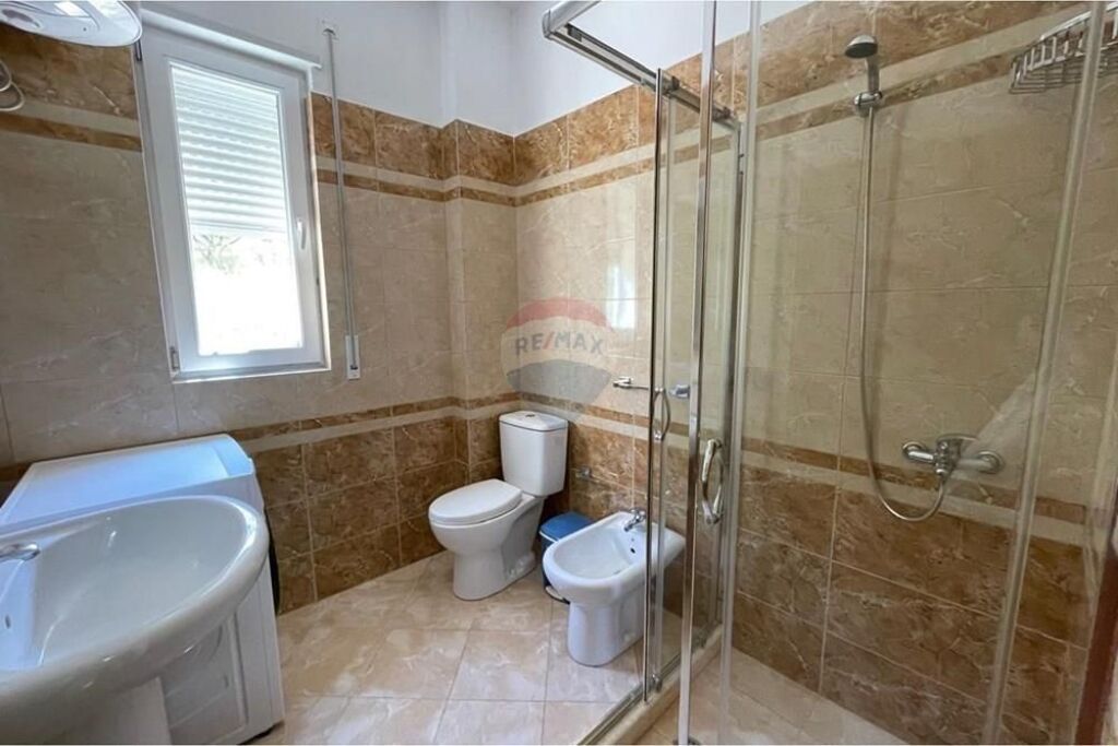 🌊 APARTAMENT 2+1 ME QIRA – UJI I FTOHTË, VLORË
